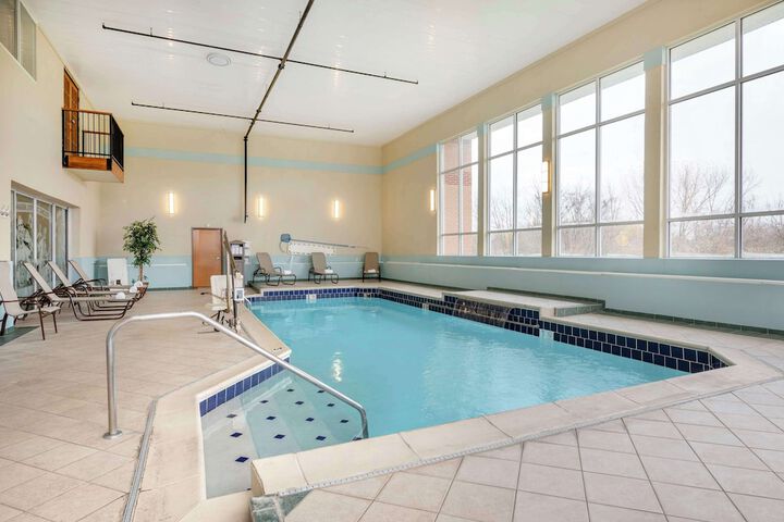 Pool 32 of 42
