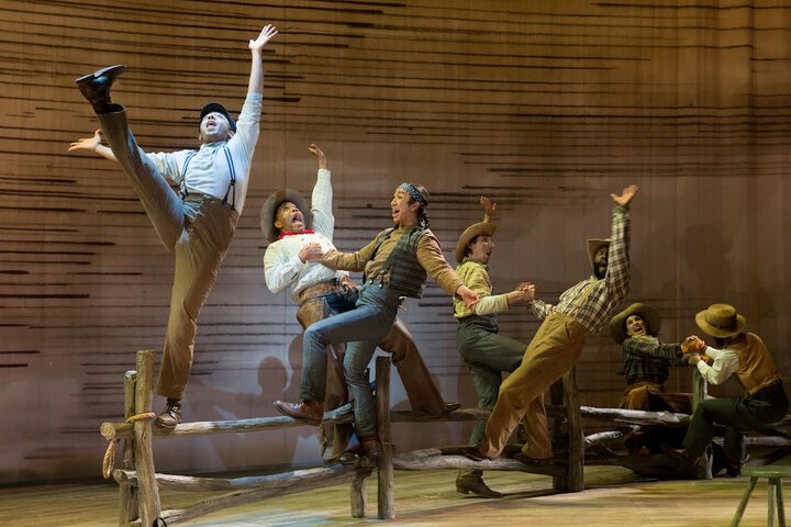 Entertainment 91 of 152