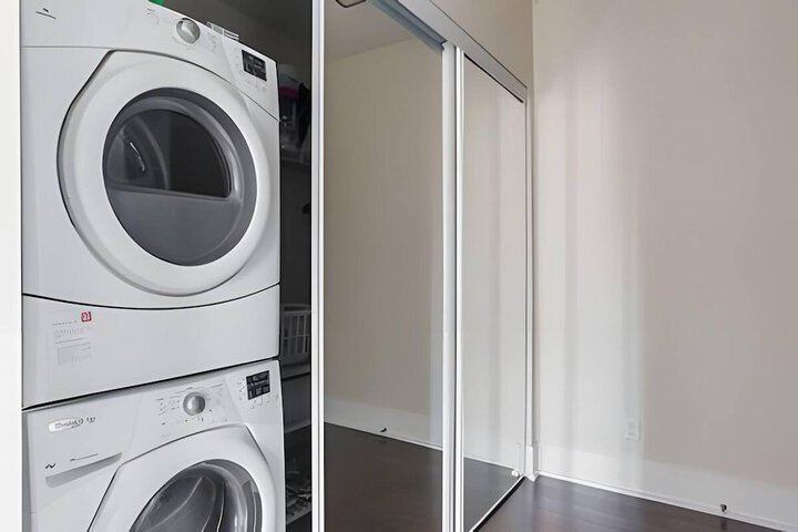 Laundry 323 of 448