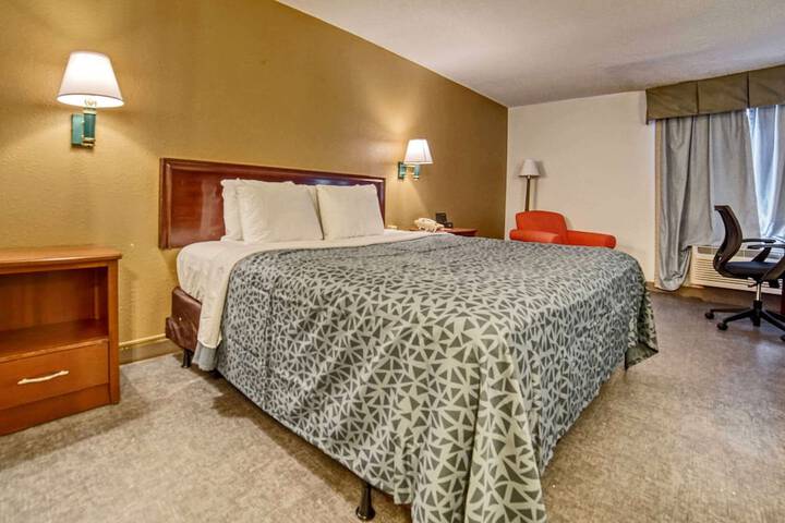Room 21 of 65