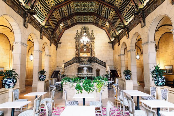 Entrance & Lobby