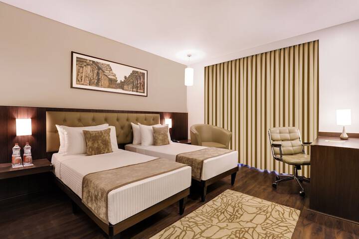 Room 10 of 60