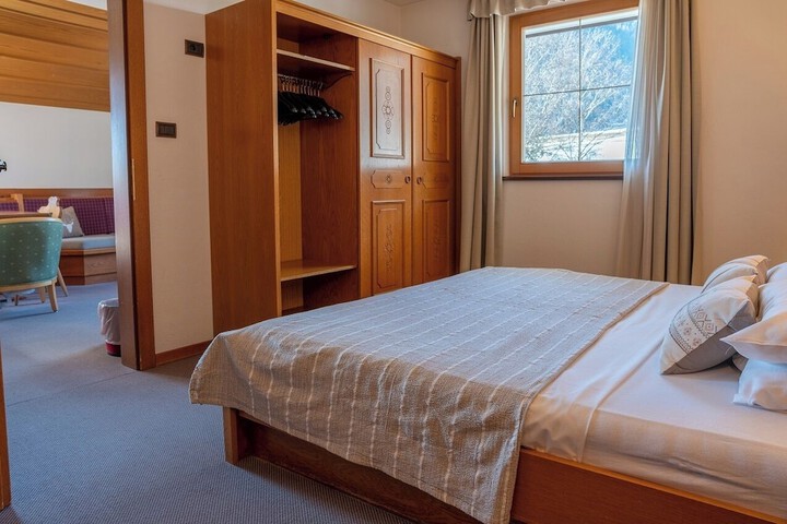 Room 26 of 70