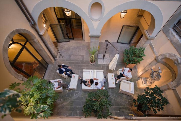 Guest Lobby
