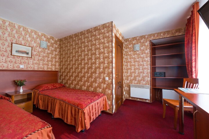 Room 20 of 114