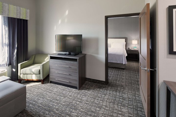 Room 16 of 25