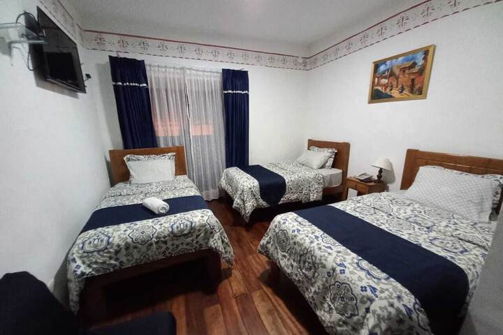Room 3 of 8