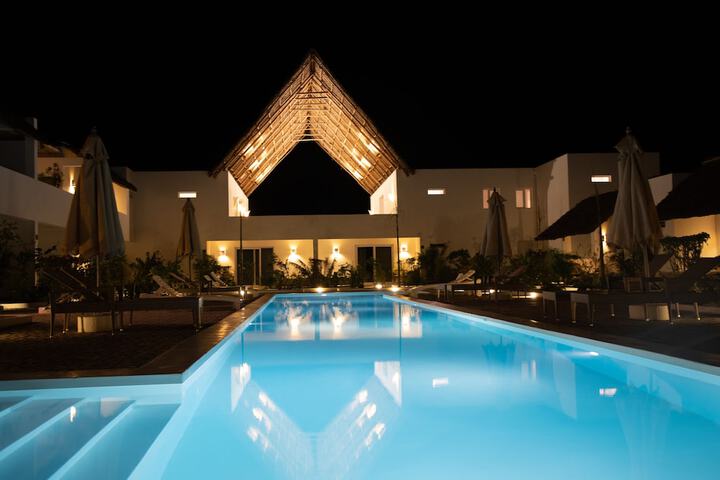 Pool 41 of 111