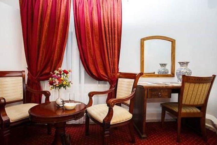 Room 20 of 46