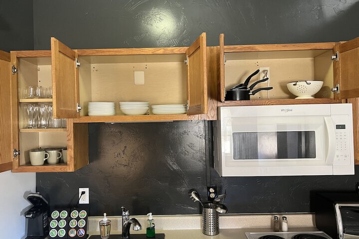 Room 9 of 81