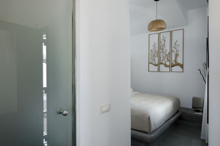 Room 26 of 211