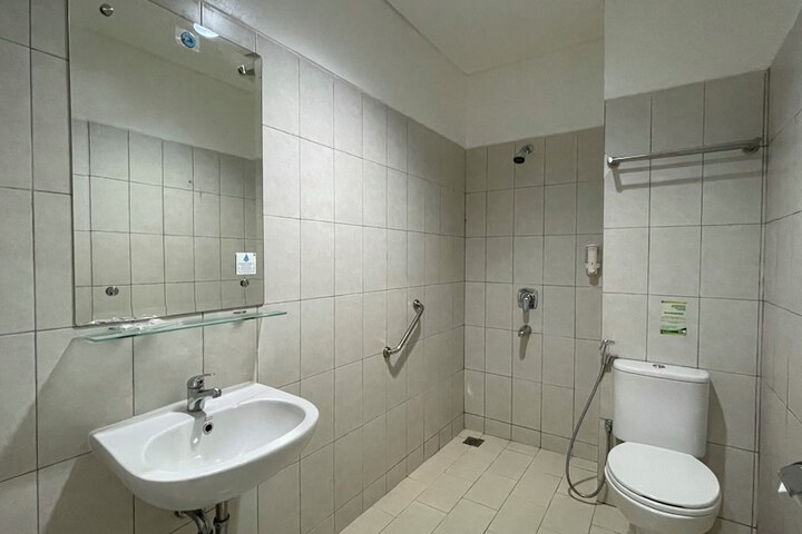 Room 30 of 49
