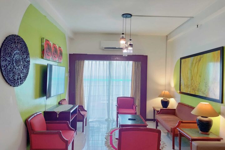 Room 289 of 650