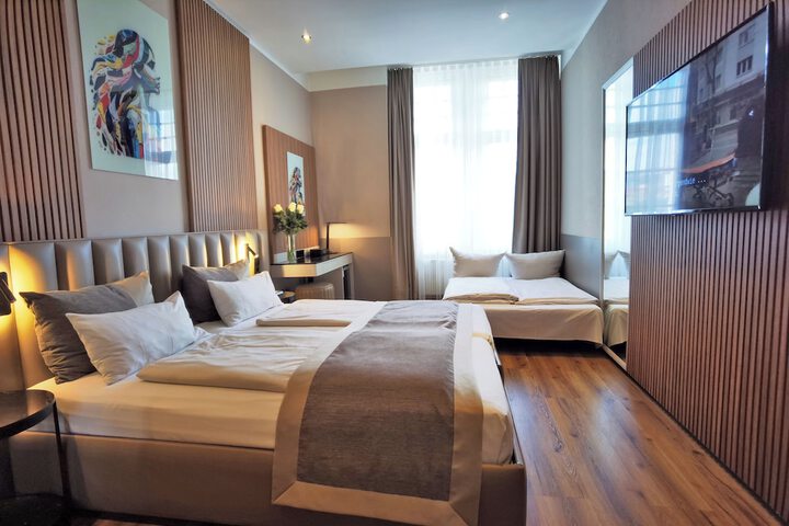 Room 86 of 136