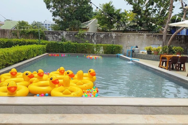 Pool 8 of 10