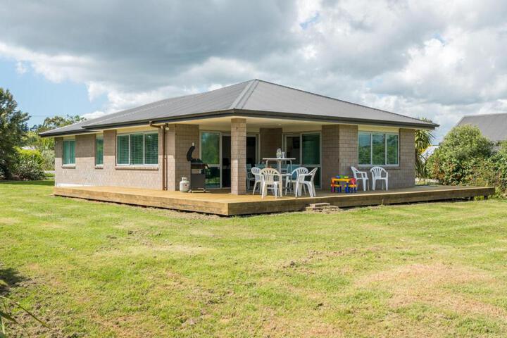 Millies Place - Mangawhai Holiday Home