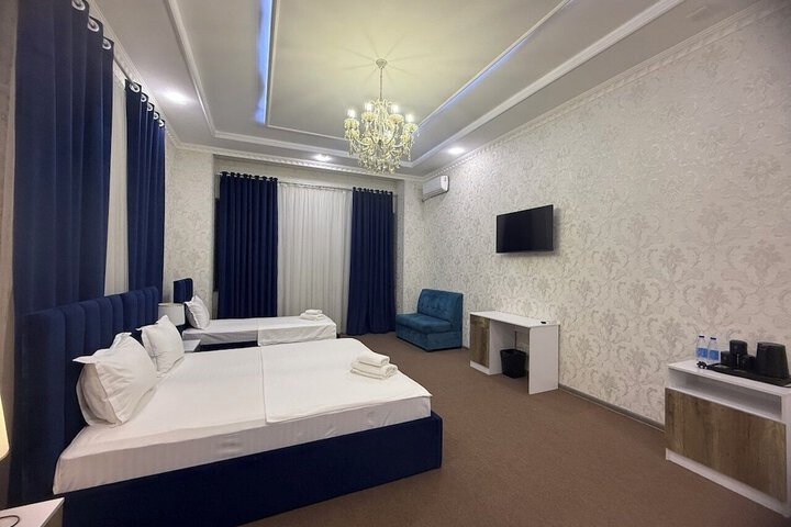 Room 20 of 107