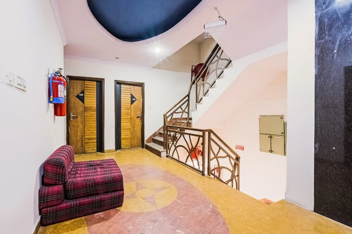 hotel_rooms