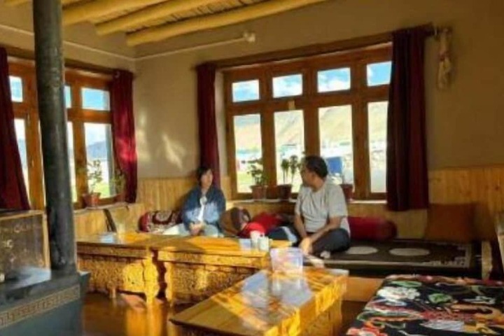 Room 2 of 4