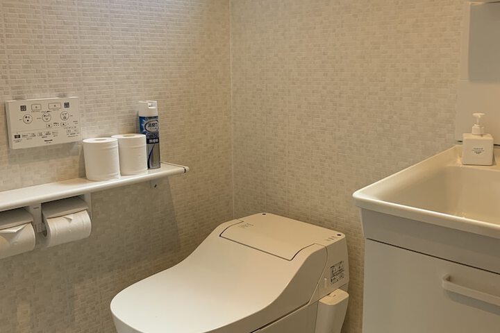 Clean Restrooms