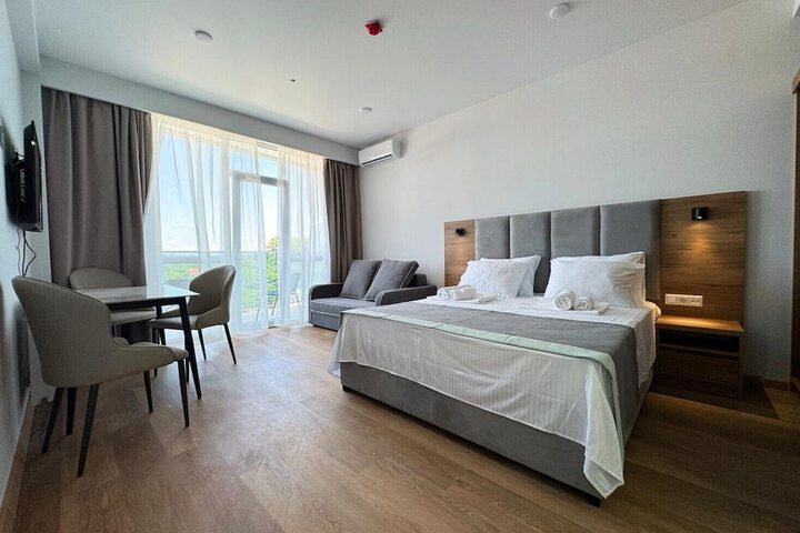Room 2 of 31