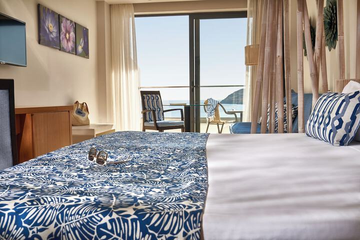 Room 40 of 89