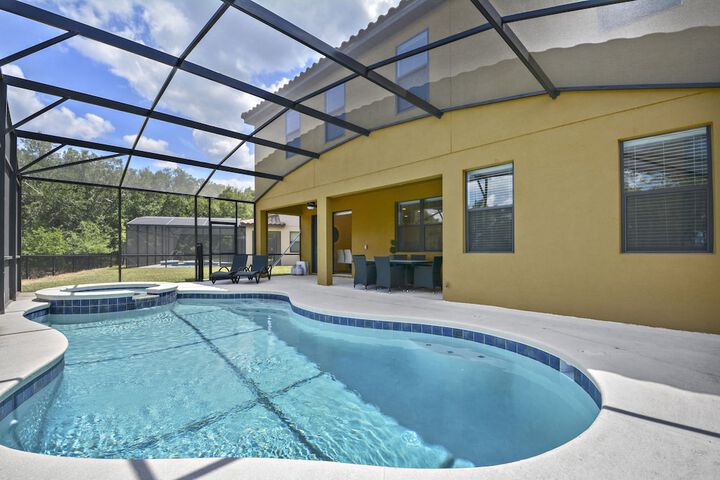 Terrace/Patio 6 of 18