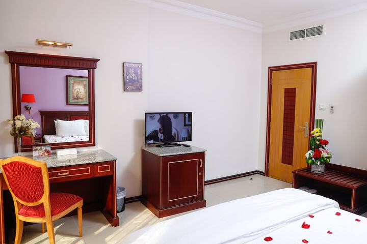 Room 22 of 53