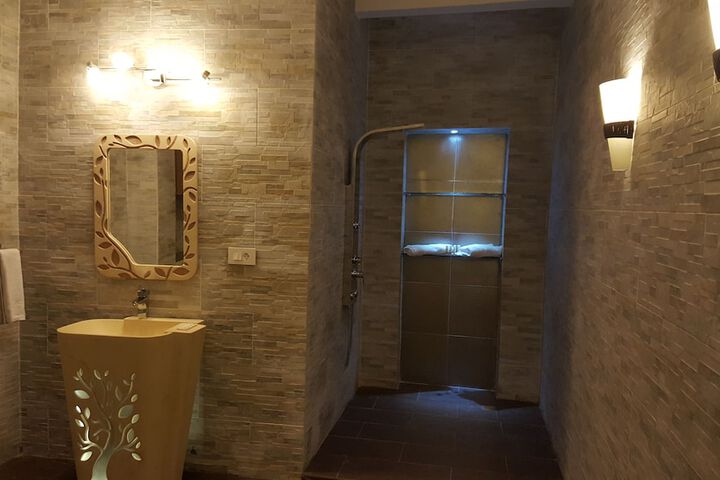 Bathroom Interior Photo