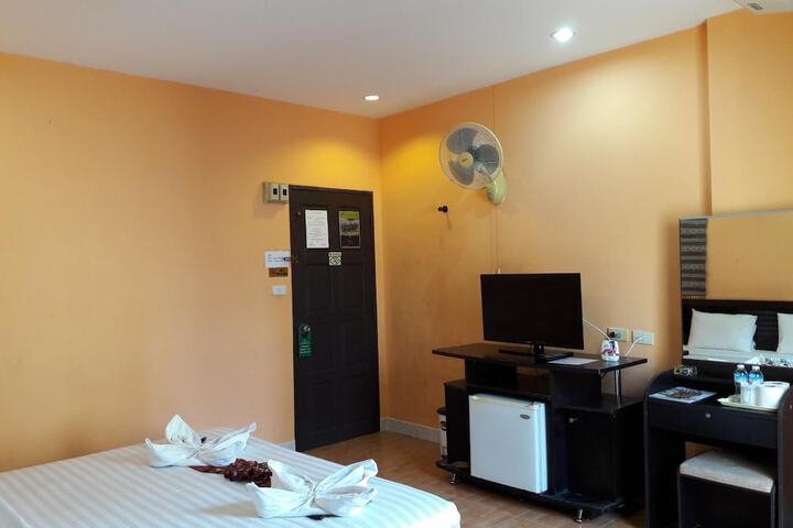 Room 15 of 55