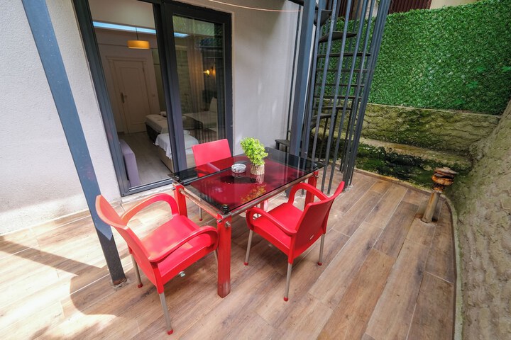 Terrace/Patio 44 of 89
