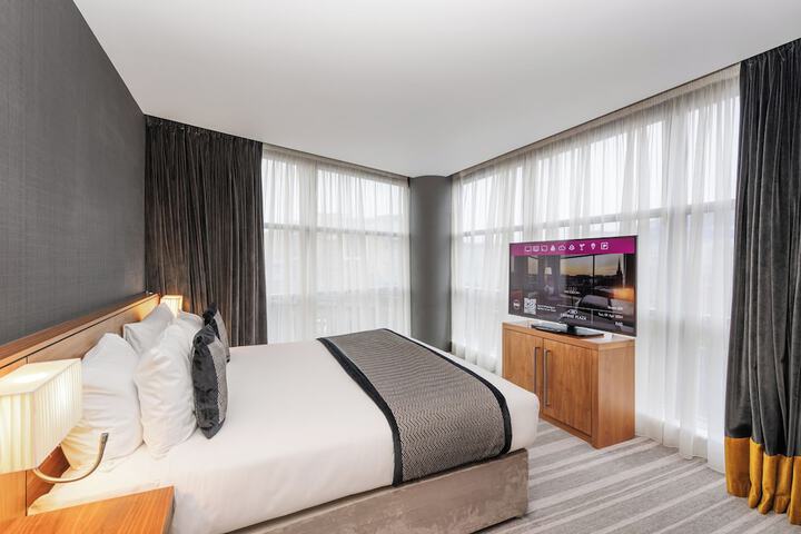 Room 20 of 150