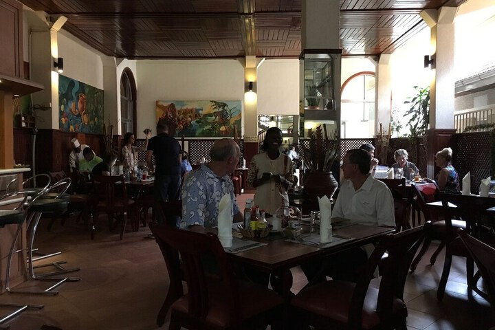 Dining 88 of 130
