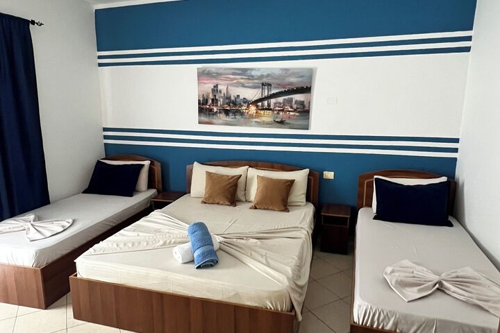 Room 16 of 16