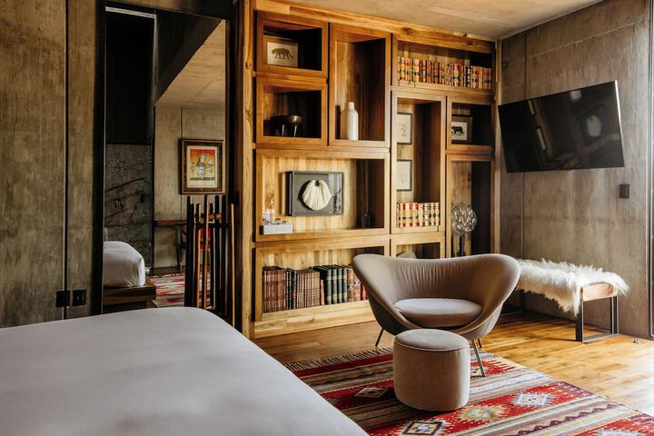 Room 35 of 75