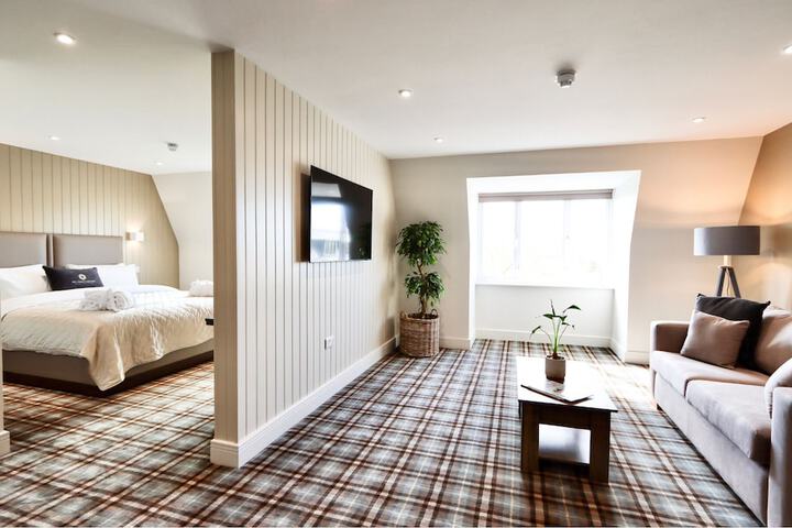 Room 4 of 45