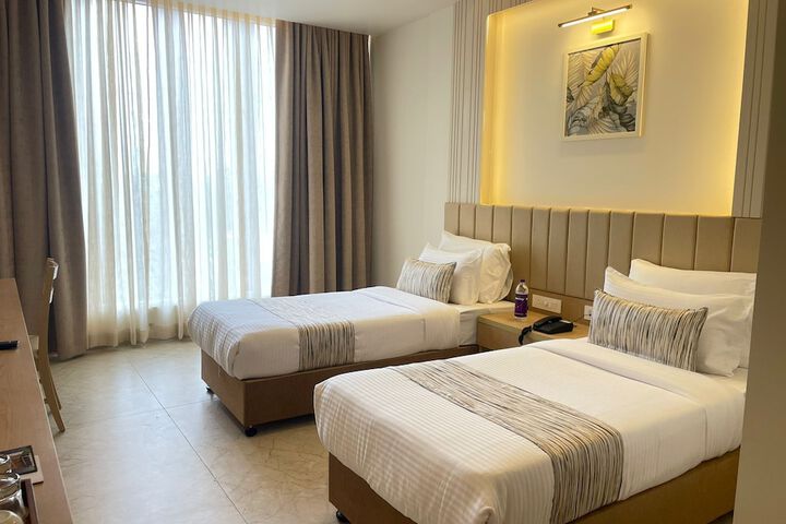 Room 50 of 97