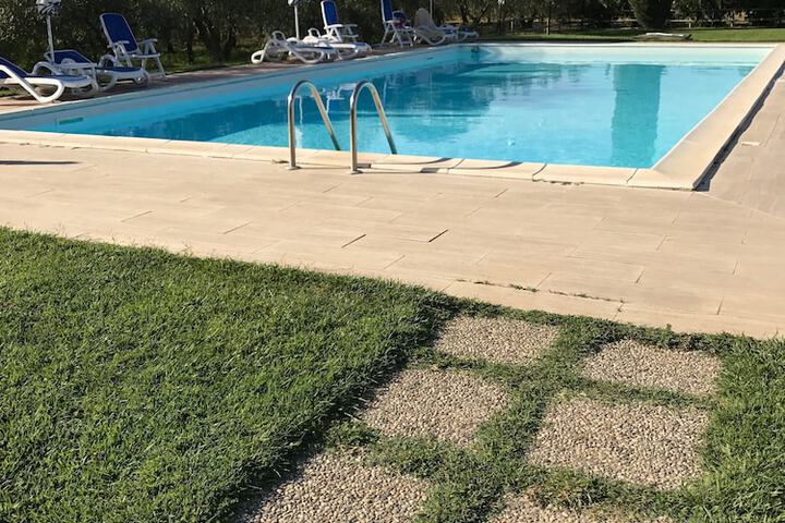Pool 41 of 54