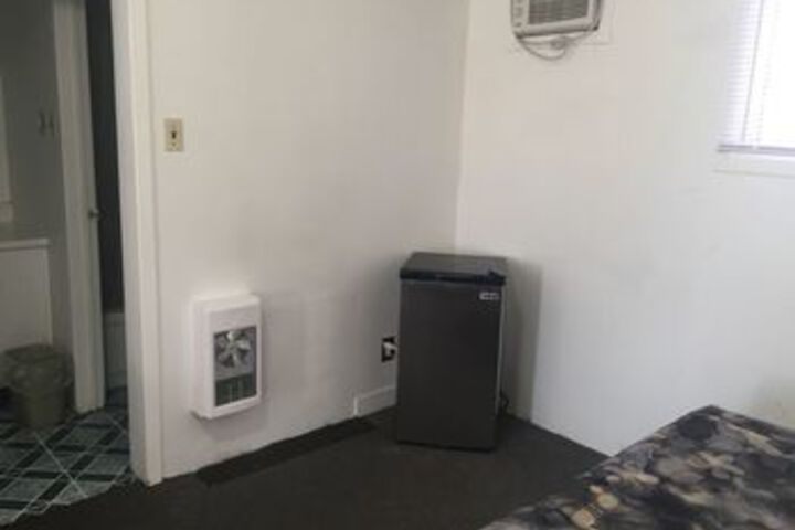 Room 15 of 29