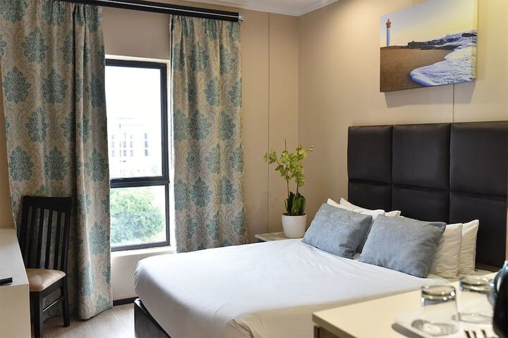 Room 8 of 21
