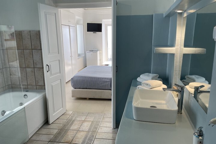 Room 54 of 67