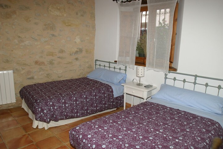 Room 8 of 39
