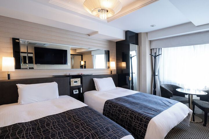 Room 21 of 72