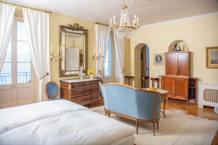 Room 25 of 114