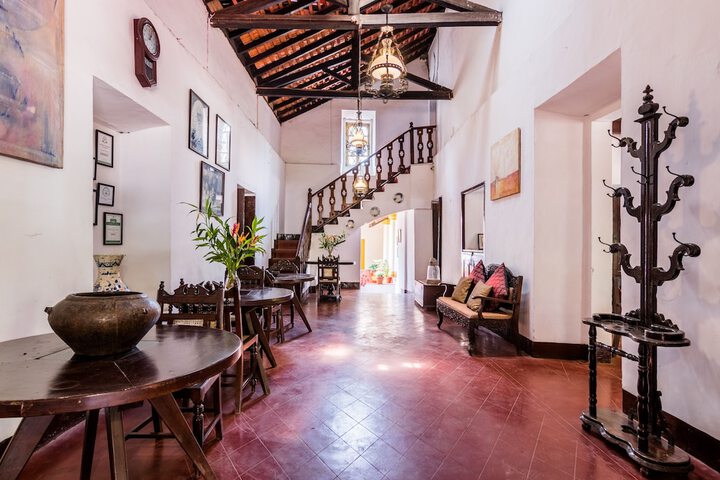 Guest Lobby