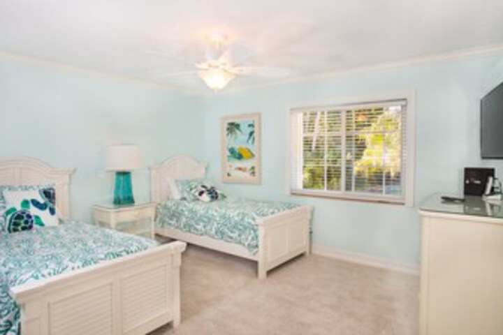 Room 26 of 29