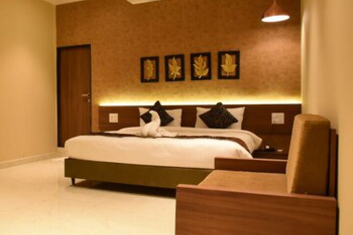 Room 43 of 54