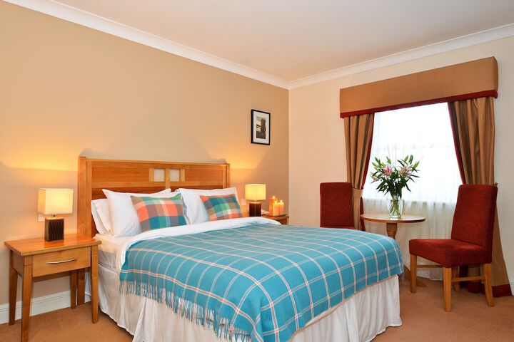 Room 8 of 24