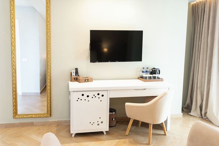 Room 12 of 47