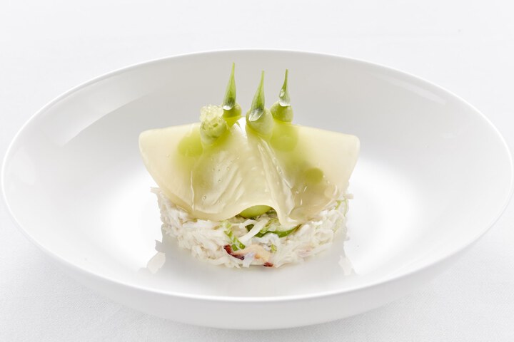 Dining 53 of 77